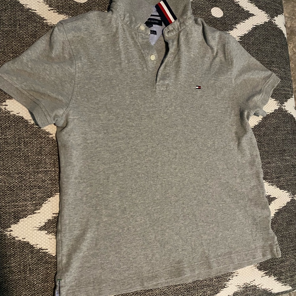 Tommy Hilfiger collar shirt size small